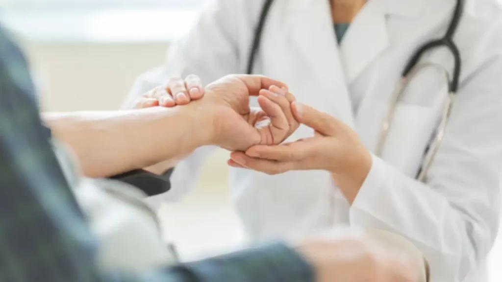 Home doctor benefits in Dubai